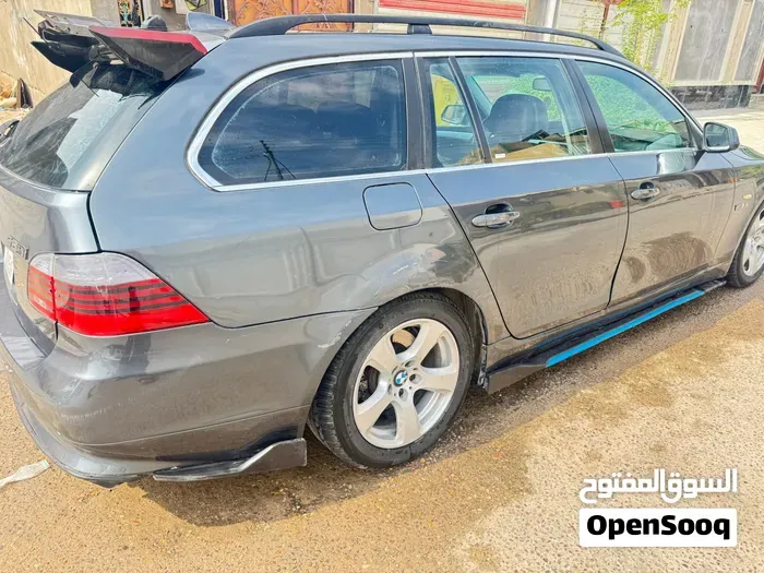 BMW 5 Series 2009 photo 4