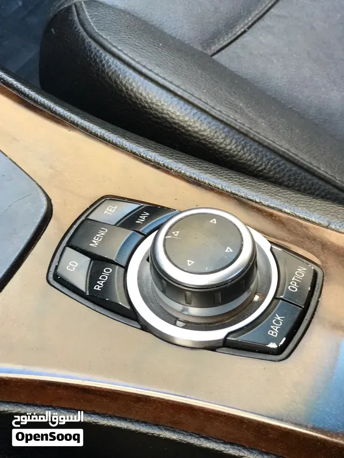 BMW 3 Series 2011 photo 4