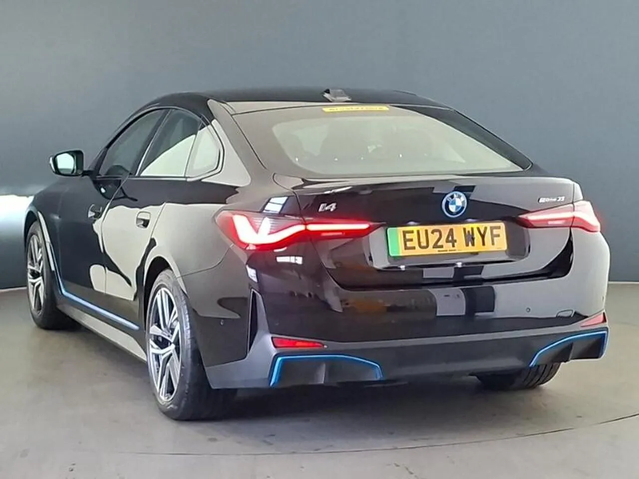 BMW I4 2024 photo 2