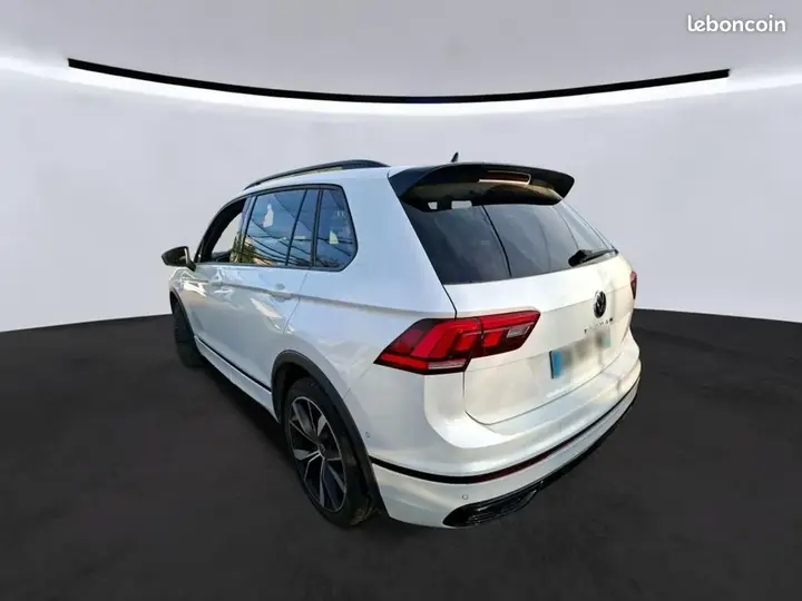 Volkswagen Tiguan 2022 photo 2