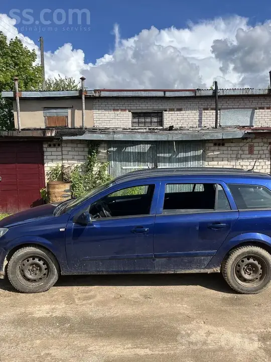 Opel Astra 2005 photo 2