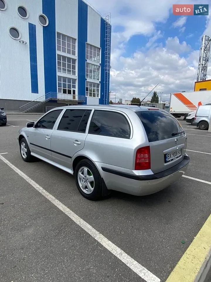 Skoda Octavia 2002 photo 5