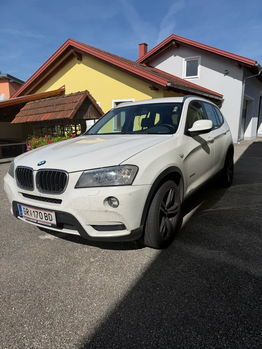 BMW X3 2013 photo 2