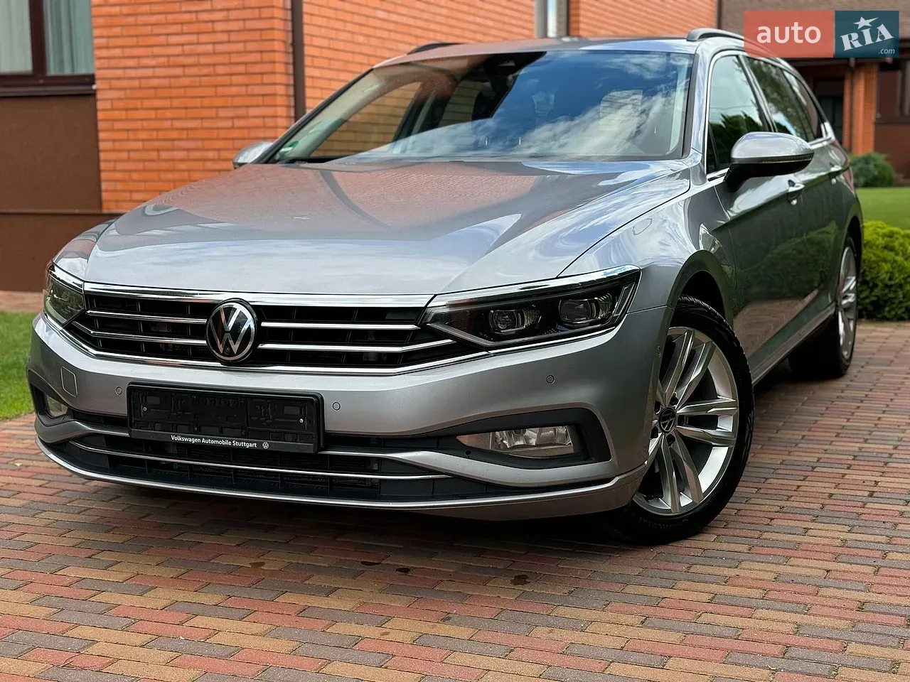 Volkswagen Passat 2022 photo 3