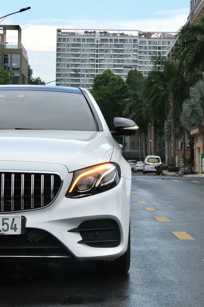 Mercedes-Benz E-Class 2017 photo 2