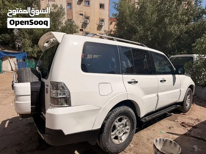 Mitsubishi Pajero 2008 photo 4