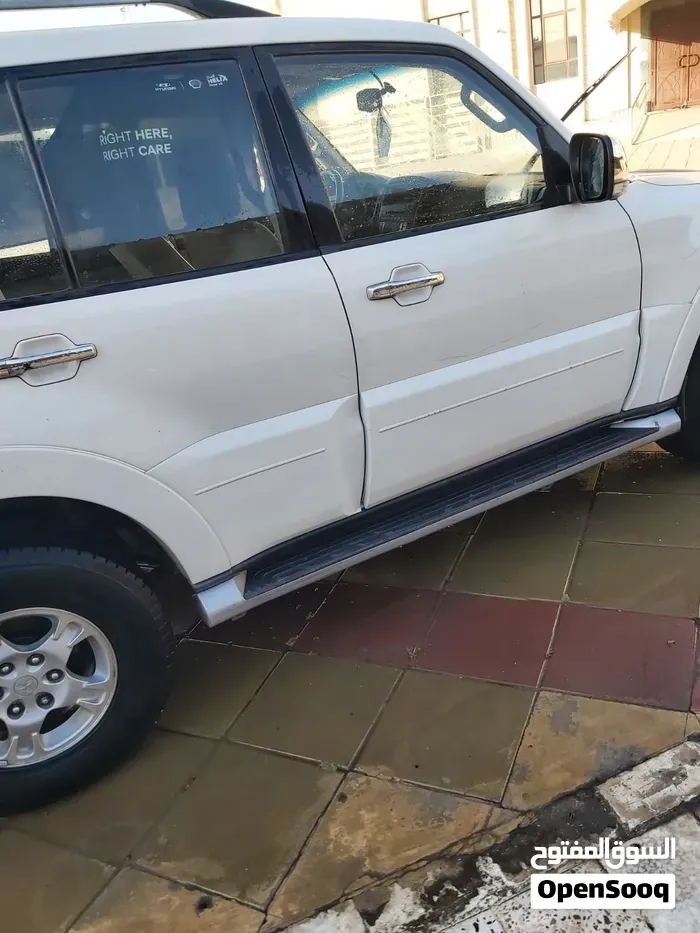 Mitsubishi Pajero 2008 photo 2