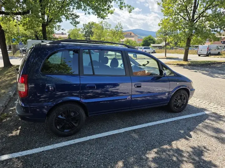 Opel Zafira 2005 photo 3
