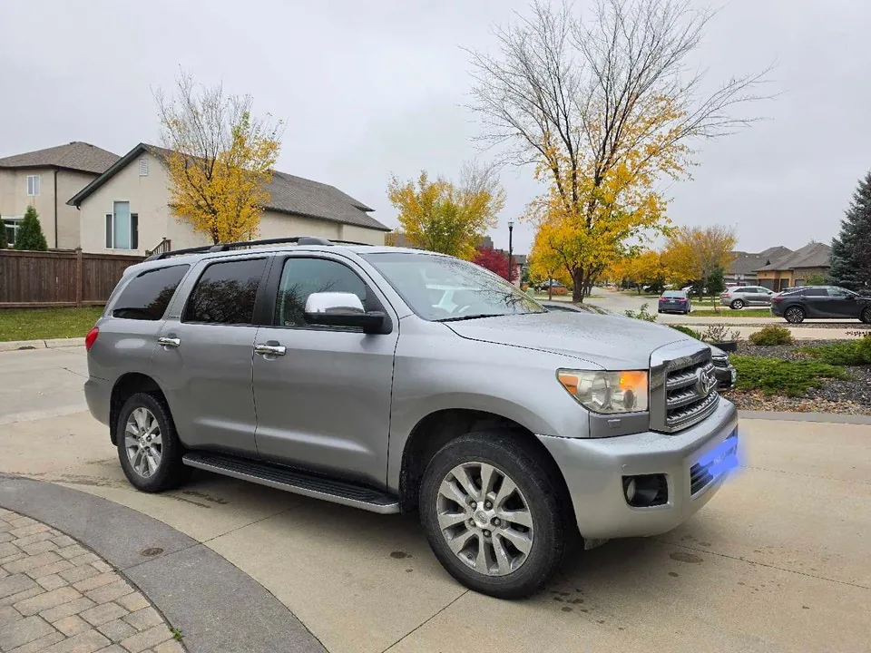 Toyota Sequoia 2008 photo 3