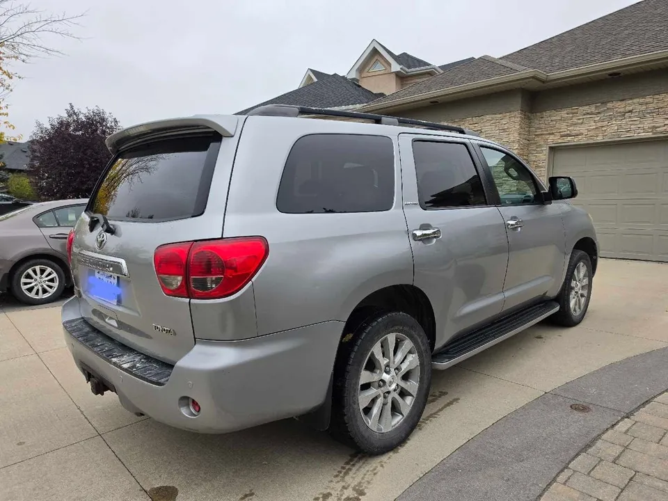 Toyota Sequoia 2008 photo 4