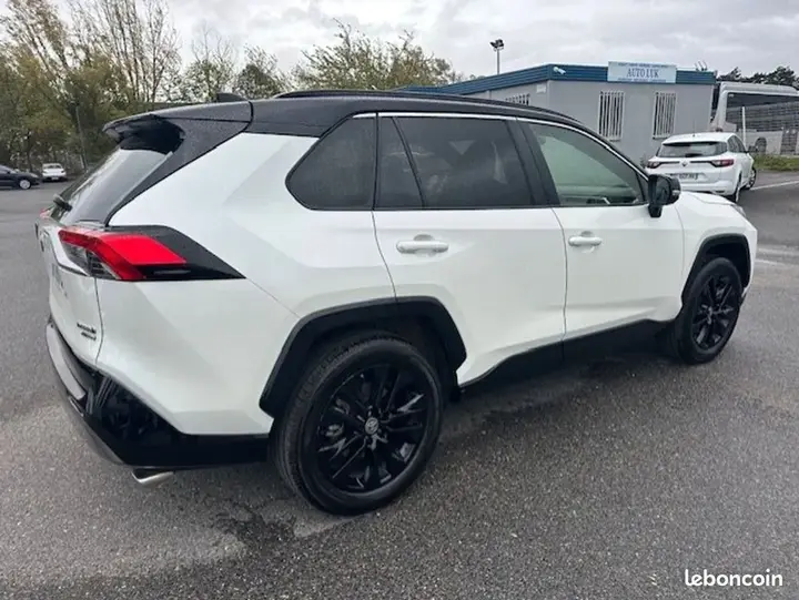 Toyota Rav4 2022 photo 3