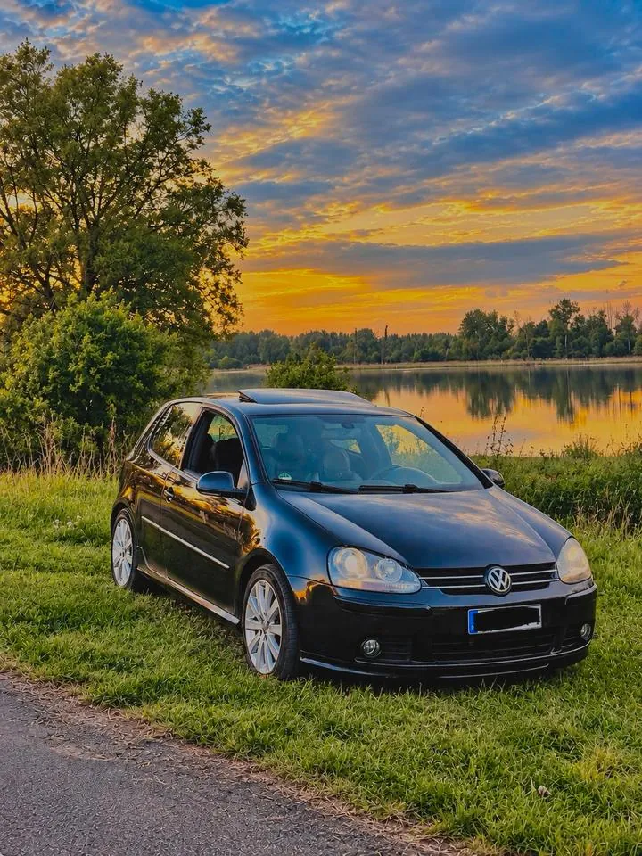 Volkswagen Golf V