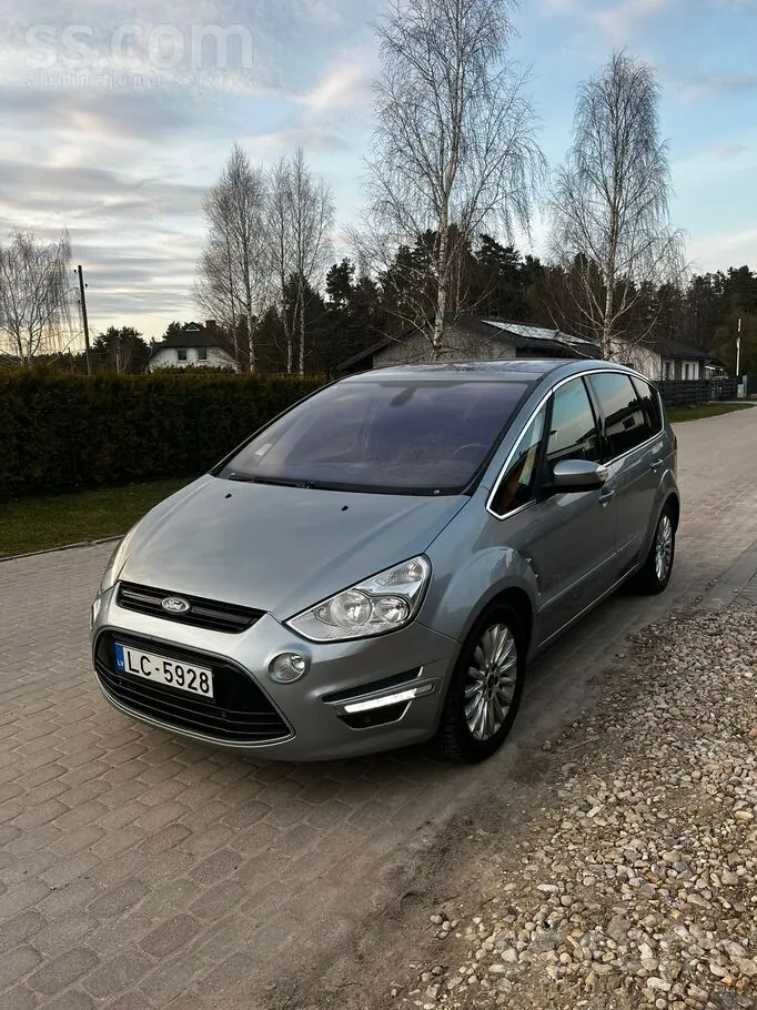 Ford S-Max