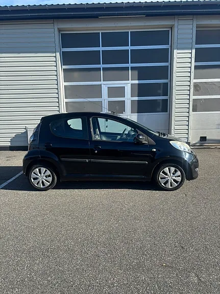 Citroen C1 2010 photo 3