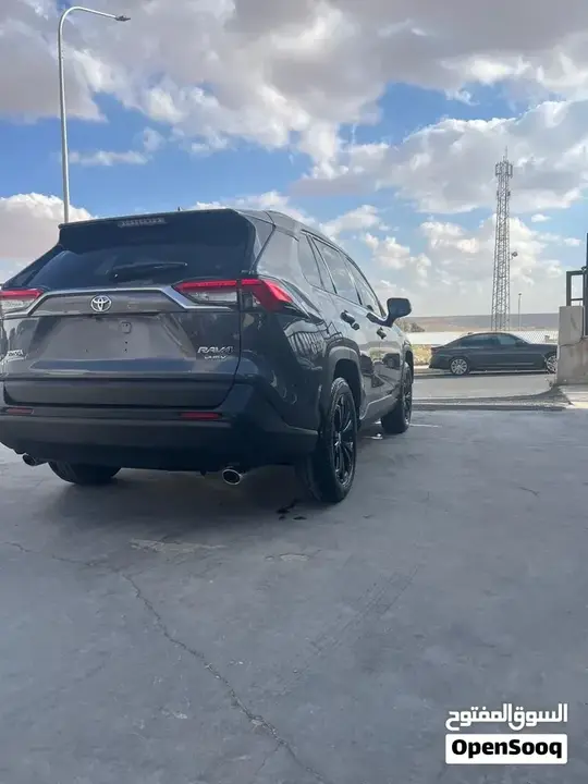 Toyota Rav4 2022 photo 2