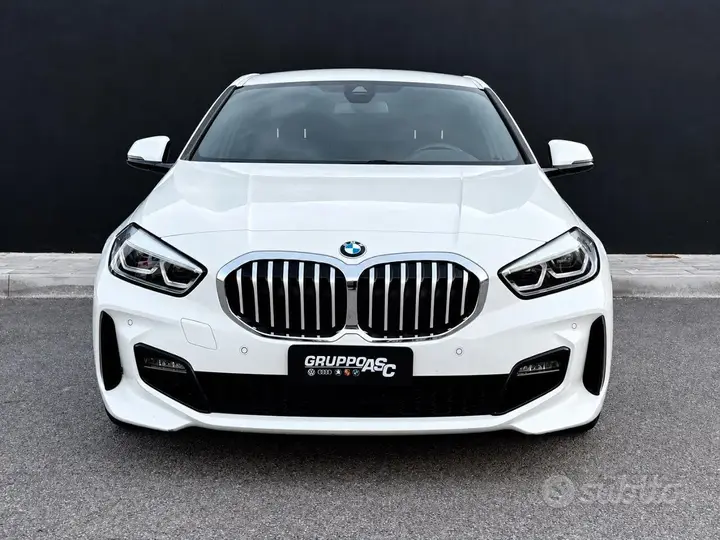 BMW 118 2019 photo 3