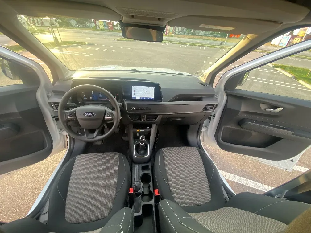 Ford Tourneo 2025 photo 3