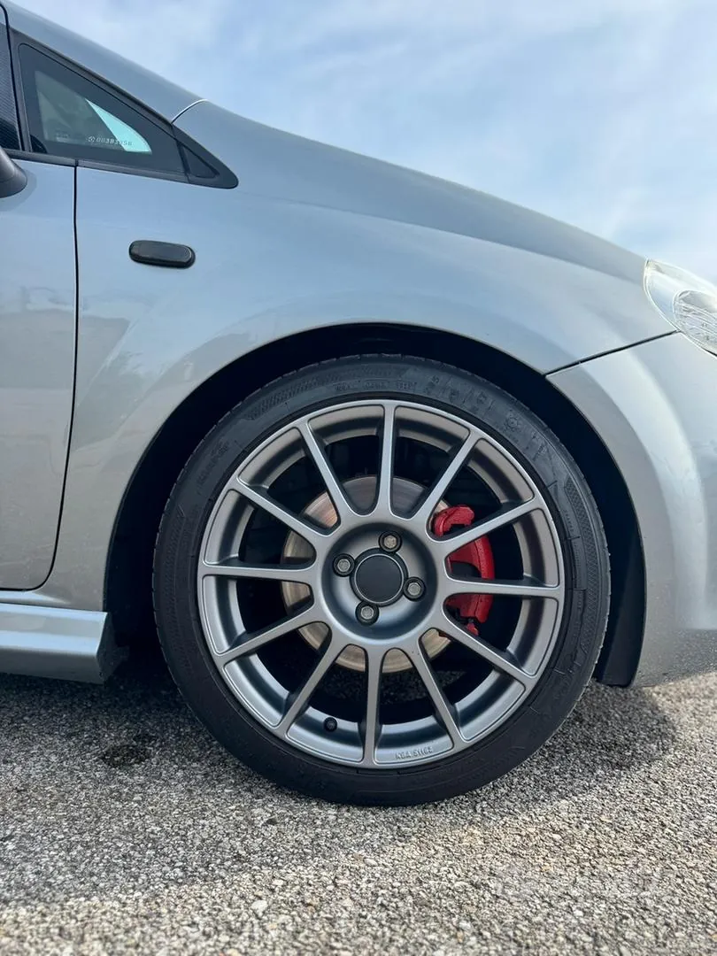 Fiat Grande Punto 2008 photo 4