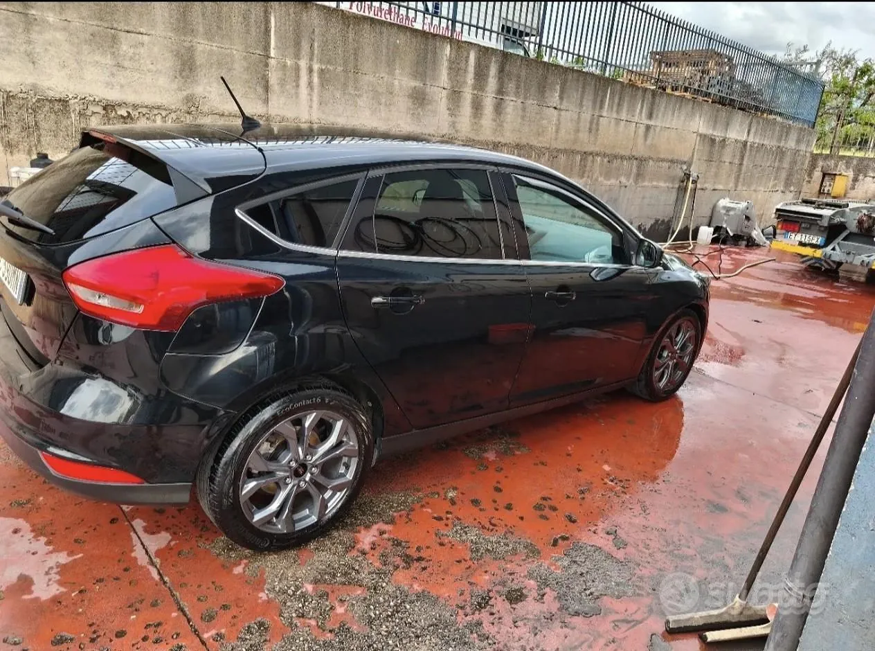 Ford Focus 2016 photo 2