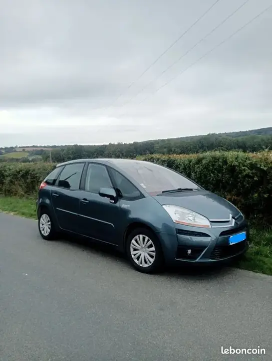 Citroen C4 Picasso 2008 photo 3