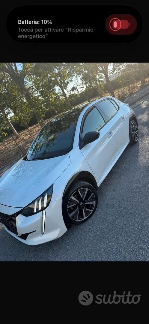 Peugeot 208 2021 photo 2