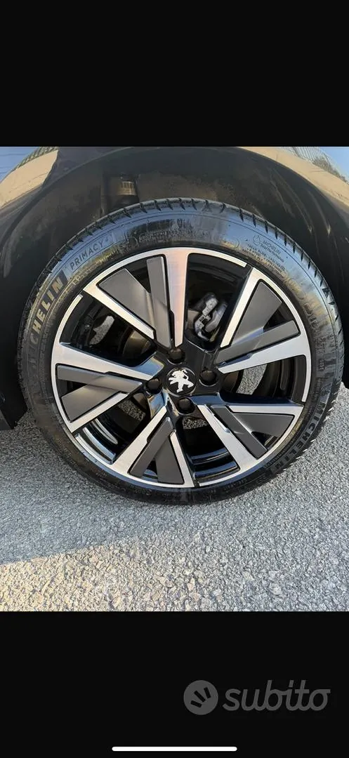 Peugeot 208 2021 photo 5