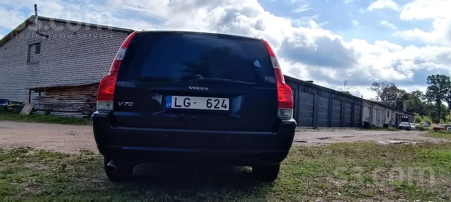 Volvo V70 2006 photo 2