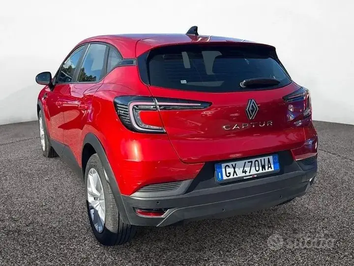 Renault Captur 2024 photo 4