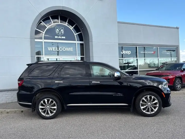 Dodge Durango 2023 photo 2