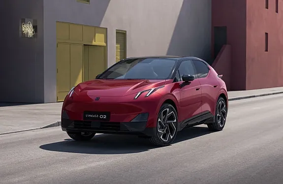 Lynk & Co 02