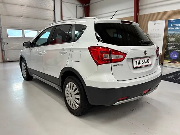 Suzuki S-Cross 2016 photo 5