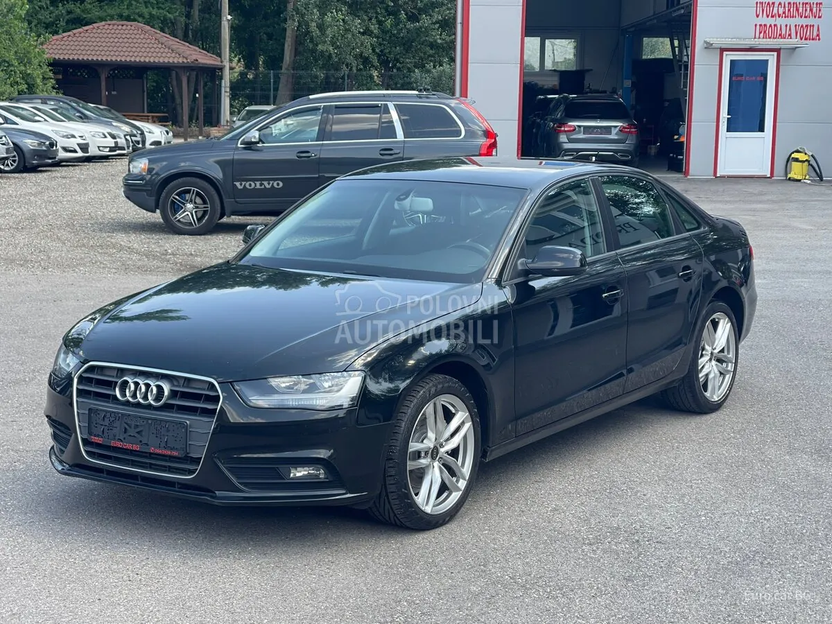 Audi A4 2013 photo 2