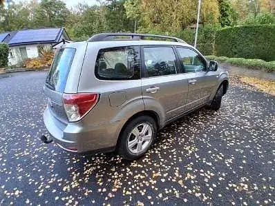 Subaru Forester 2009 photo 4