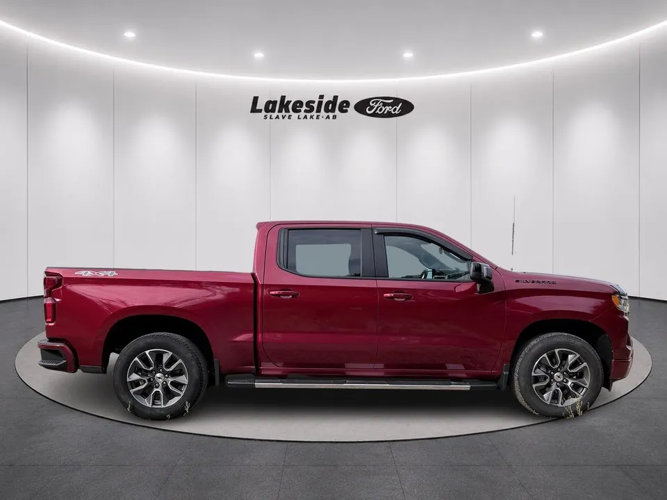 Chevrolet Silverado 1500 2024 photo 3