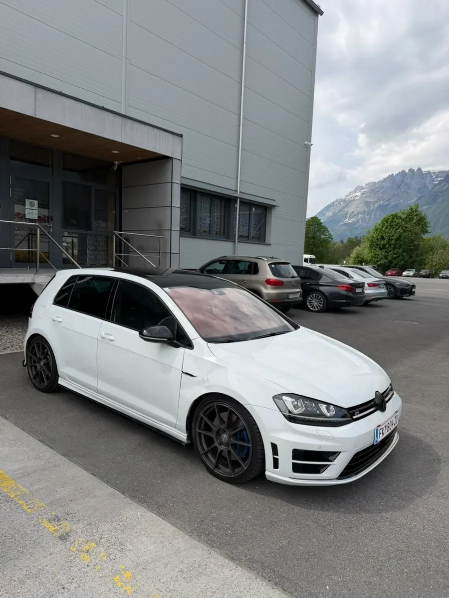 Volkswagen Golf 2014 photo 2