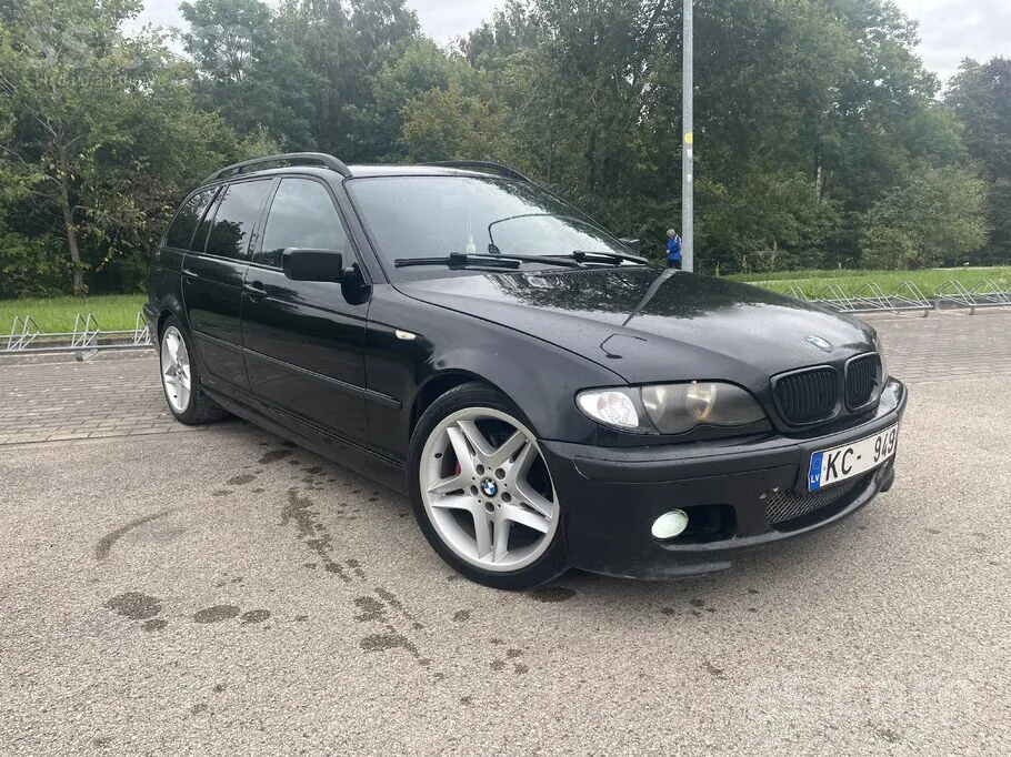 BMW 320 2004 photo 2