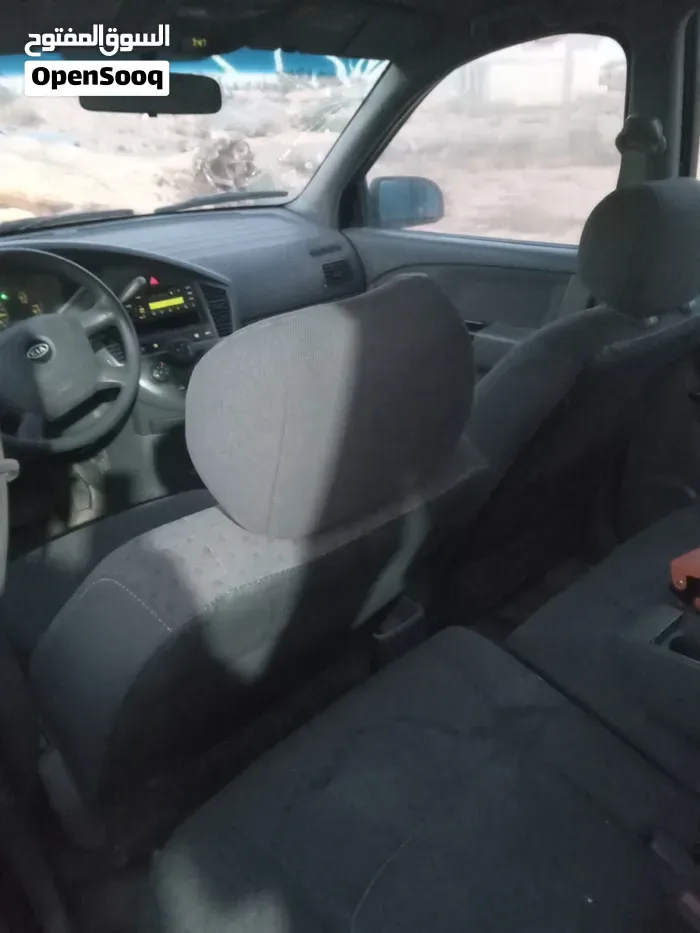 Kia Carens 2005 photo 2