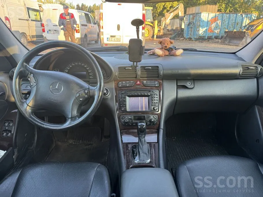 Mercedes-Benz C270 2004 photo 5