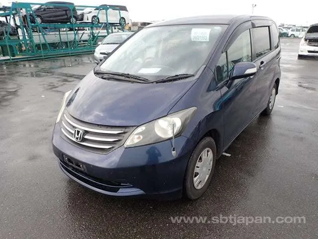 Honda Freed G 2009 photo 2