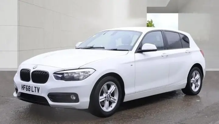 BMW 1 Series 2018 photo 2
