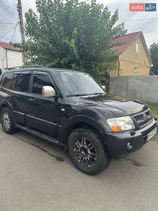 Mitsubishi Pajero Wagon 2006 photo 3