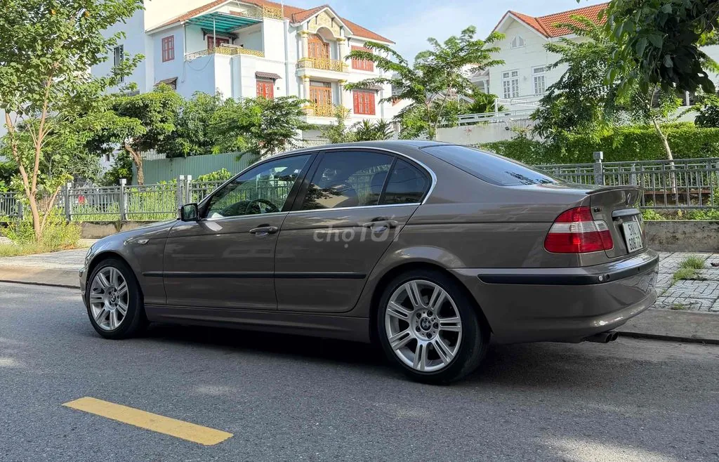 BMW 325I 2004 photo 4