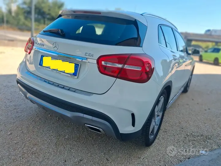 Mercedes-Benz Gla 2015 photo 5
