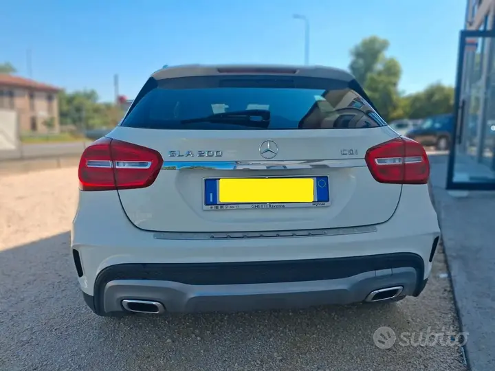 Mercedes-Benz Gla 2015 photo 4