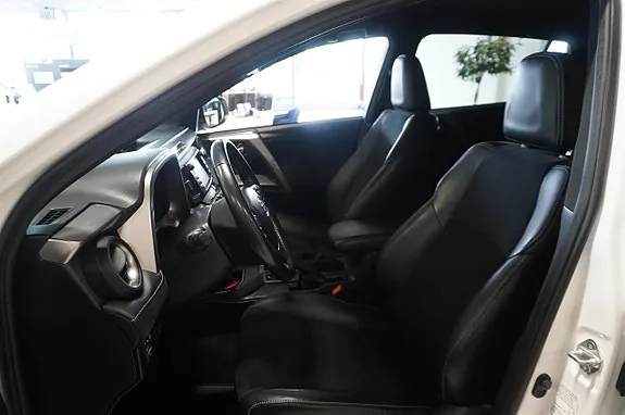 Toyota Rav4 2018 photo 4