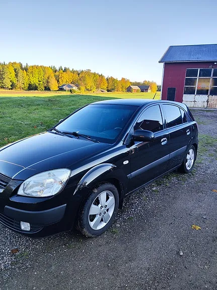 Kia Rio 2009 photo 2