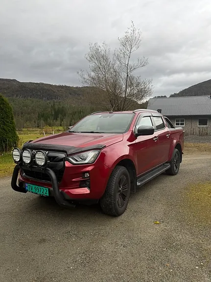 Isuzu D-Max 2023 photo 2