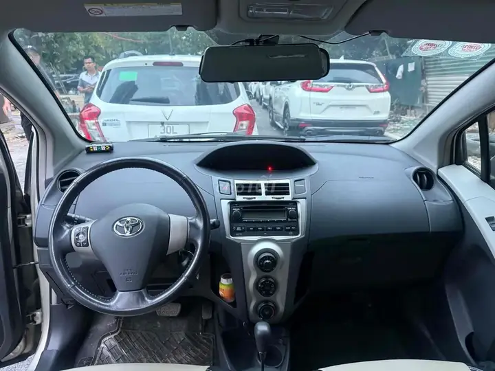 Toyota Yaris 2009 photo 5