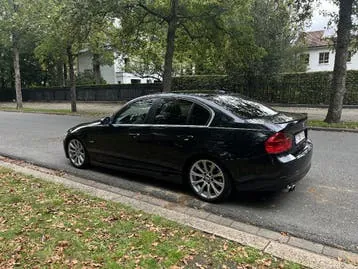 BMW E90