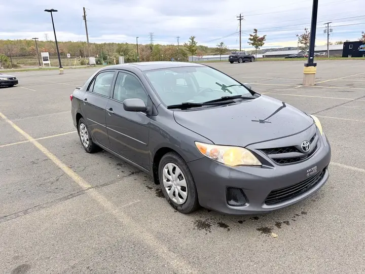 Toyota Corolla 2013 photo 3
